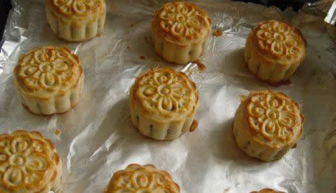 欧美佳教你做五仁月饼
