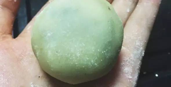 广式蛋黄月饼做法